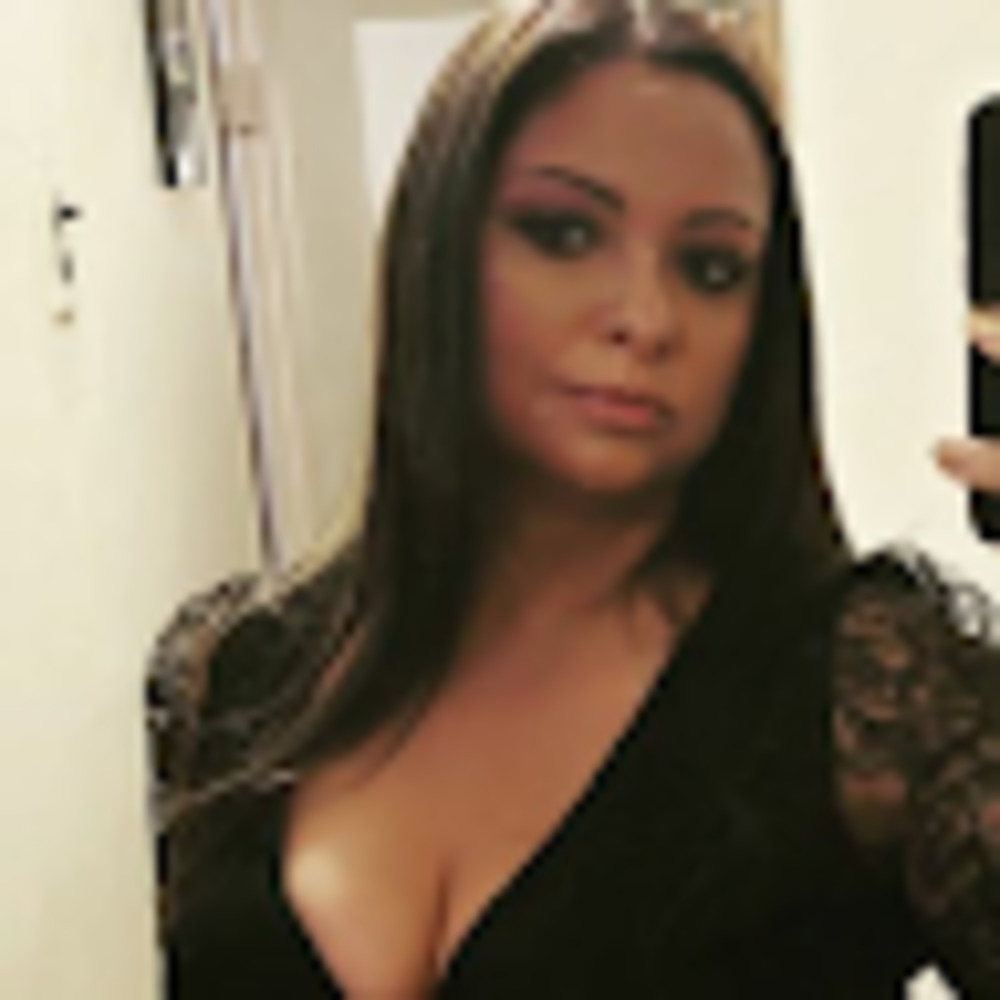 Meet your Posher, Selina c